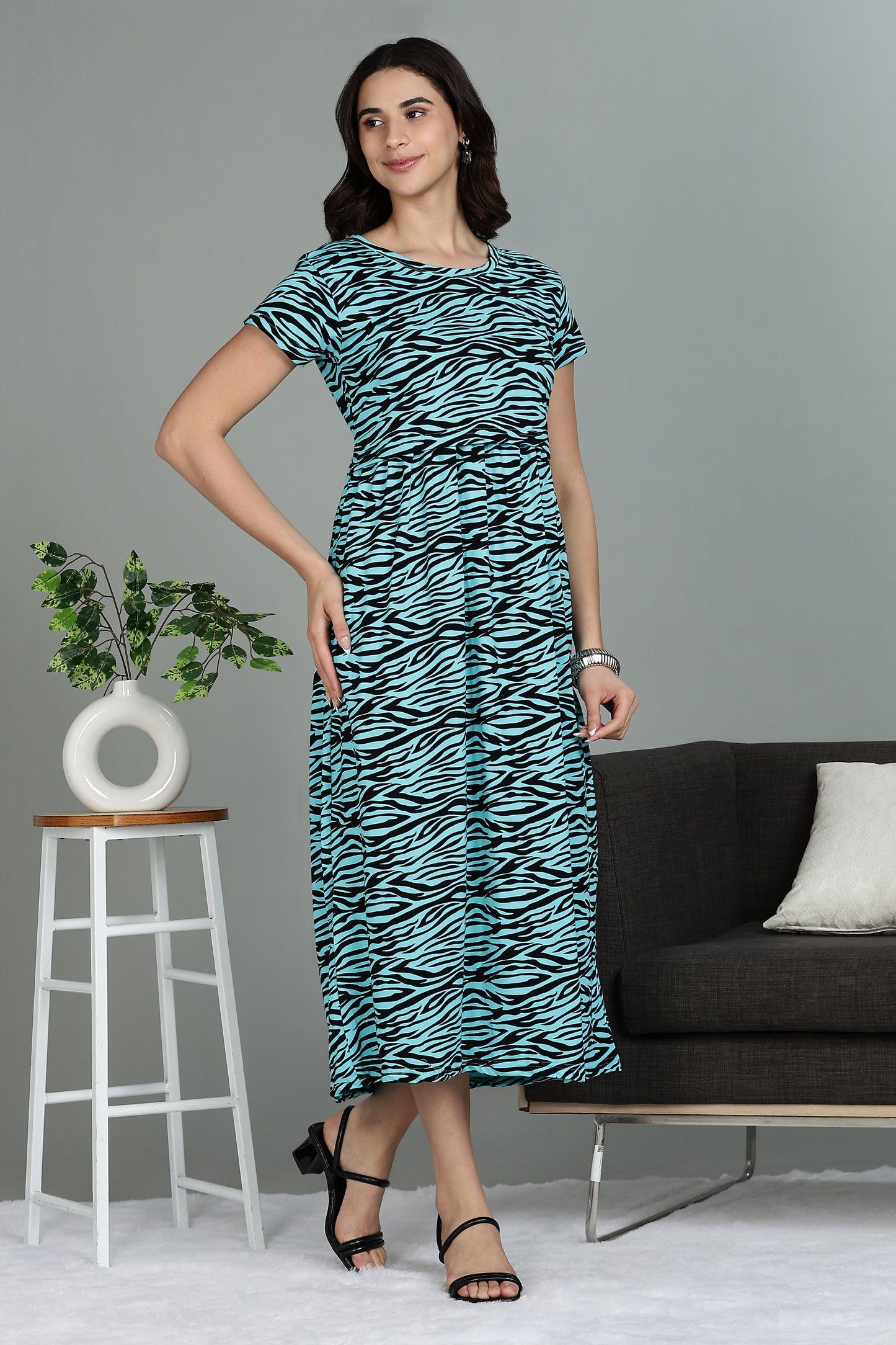 ZIPLESS MATERNITY WEAR | SHORTSLEEVE | OCEANIC ZEBRA