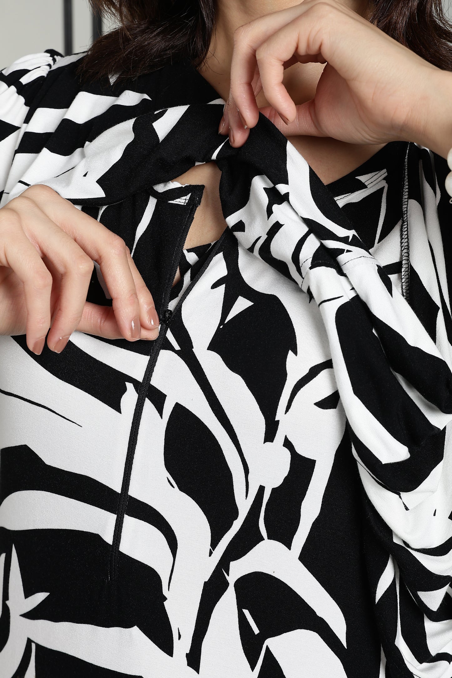 Maternity wear with Shawl - Ebony Flora