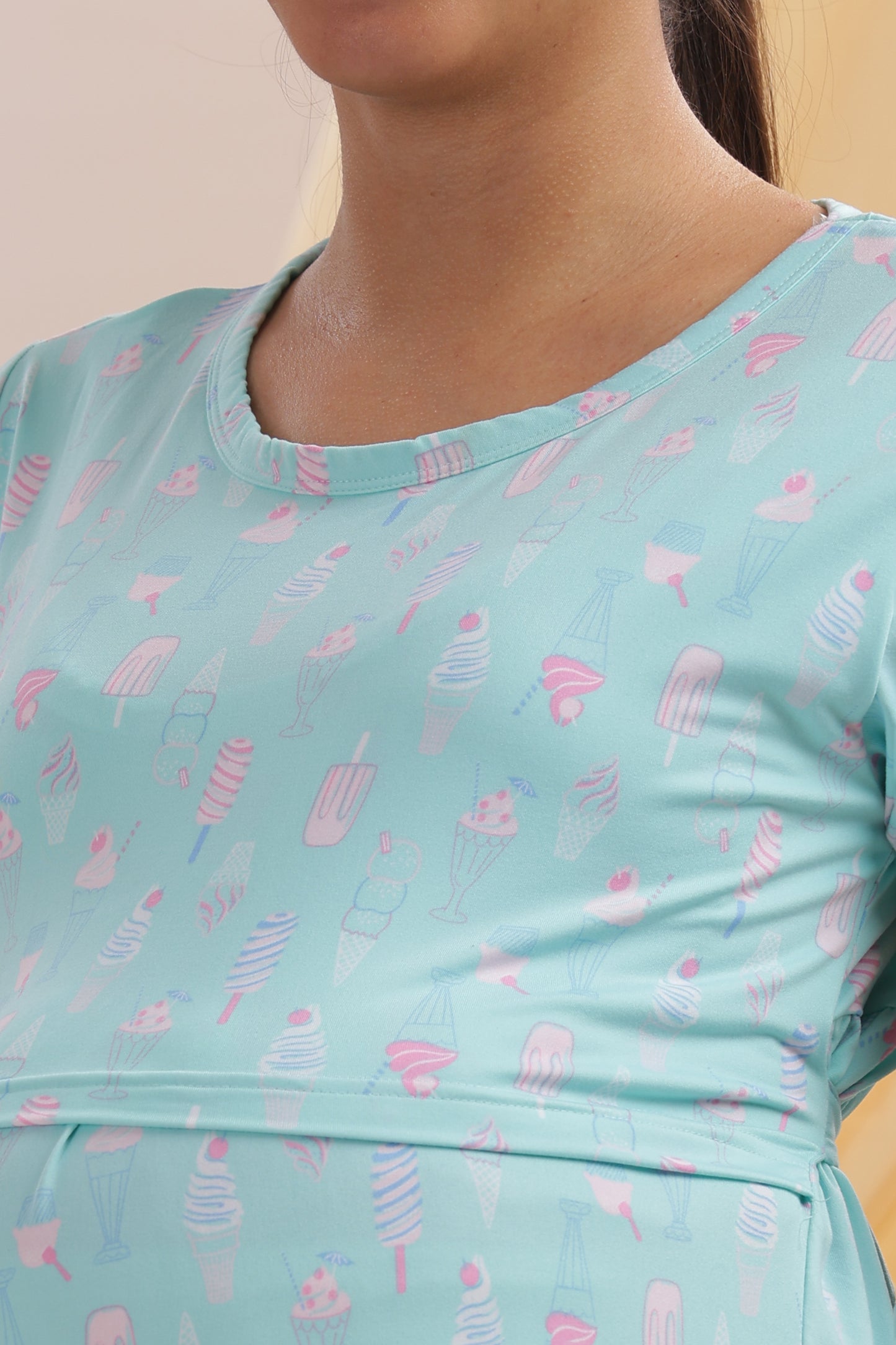 ZIPLESS MATERNITY WEAR | SHORTSLEEVE | BABY BREEZE