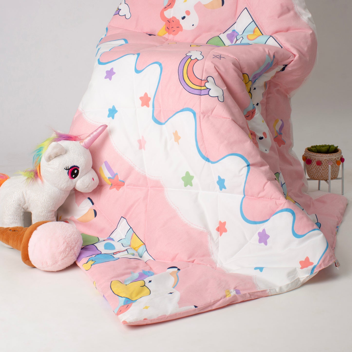 KIDS QUILT -Unicorn's Cloudy Haven