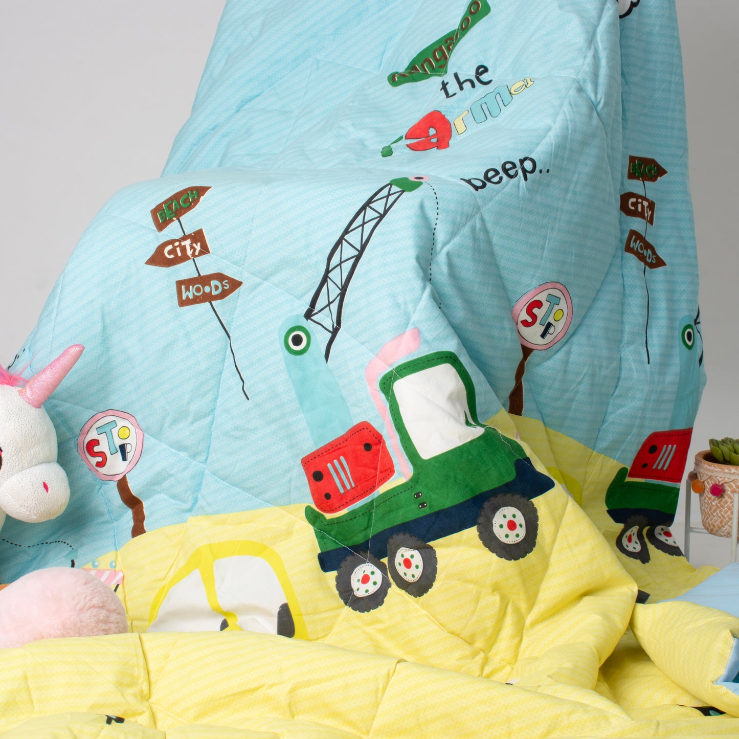 KIDS QUILT - Diggers and Dozers