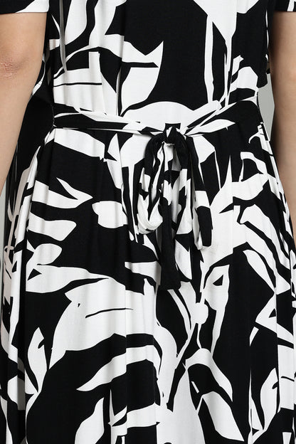 Maternity wear with Shawl - Ebony Flora