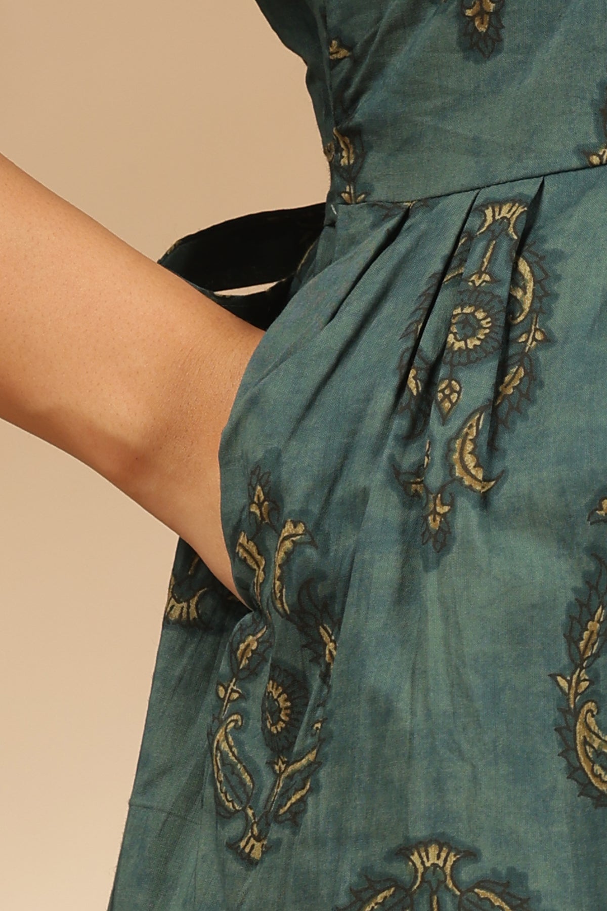 MATERNITY & BEYOND OUTDOORS | 100% COTTON | INVISIBLE SIDE ZIPS | ADJUSTABLE KNOT | TARINI