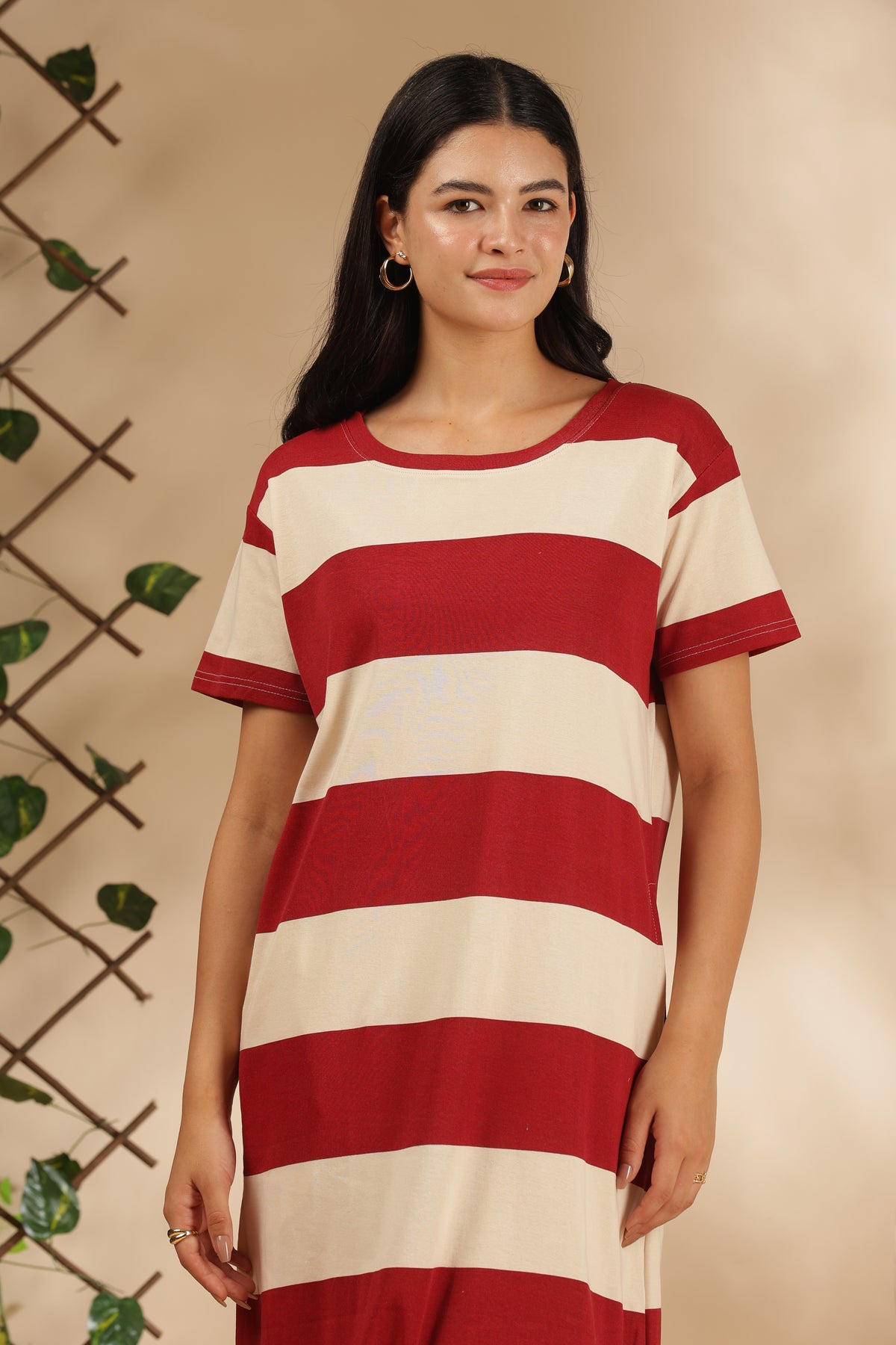 Luxe Long Plus size T-Shirt -Knitted Cotton - Casual Comfort - Scarlet