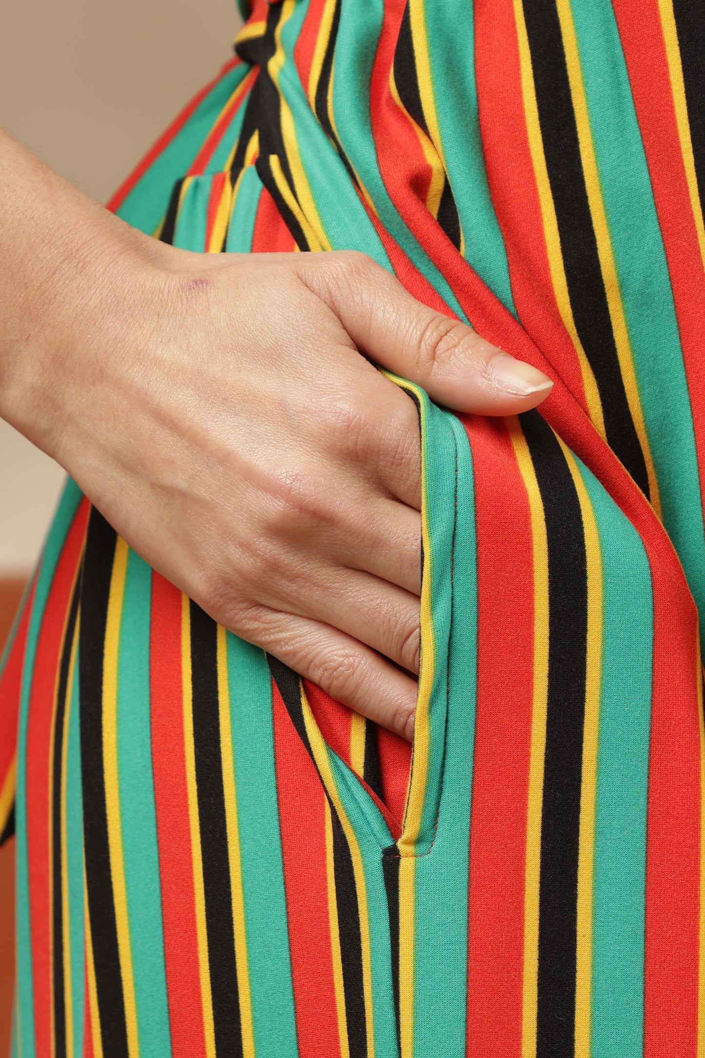 ZIPLESS MATERNITY WEAR | PUFFSLEEVE | SPUN | JOY STRIPES