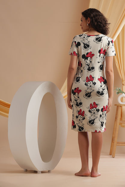 Luxe Long T-Shirt -Casual Comfort - Minnie's Day Out