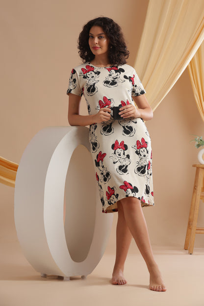 Luxe Long T-Shirt -Casual Comfort - Minnie's Day Out