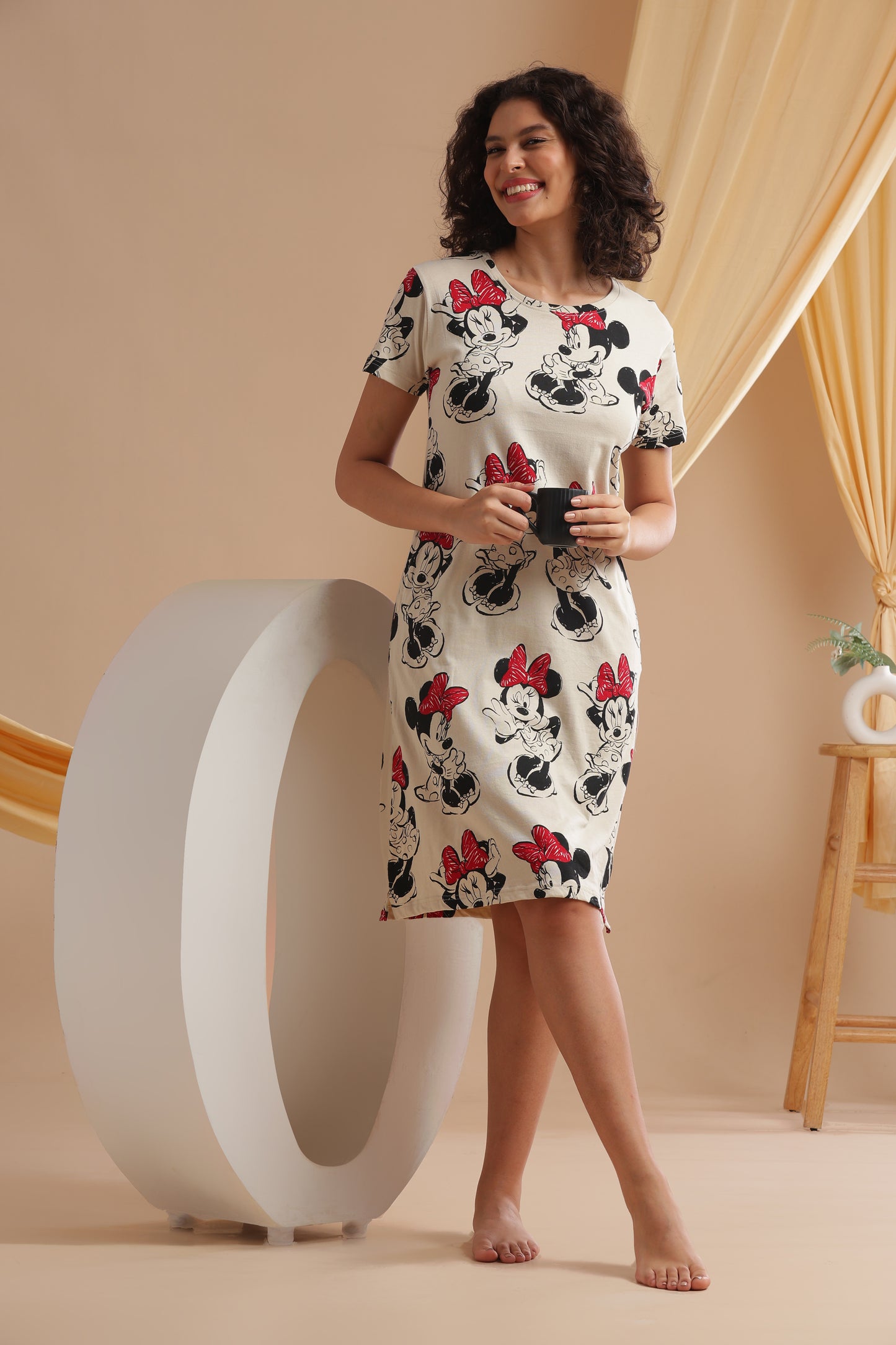 Luxe Long T-Shirt -Casual Comfort - Minnie's Day Out