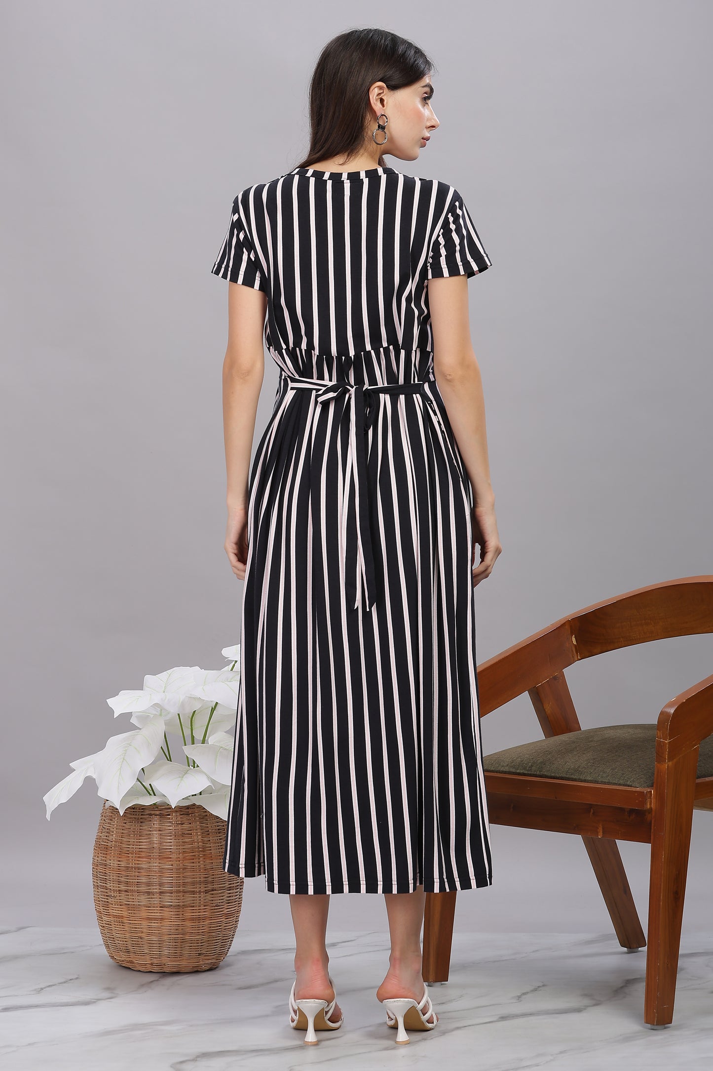 ZIPLESS MATERNITY WEAR SHORTSLEEVE - URBAN STRIPE CHIC