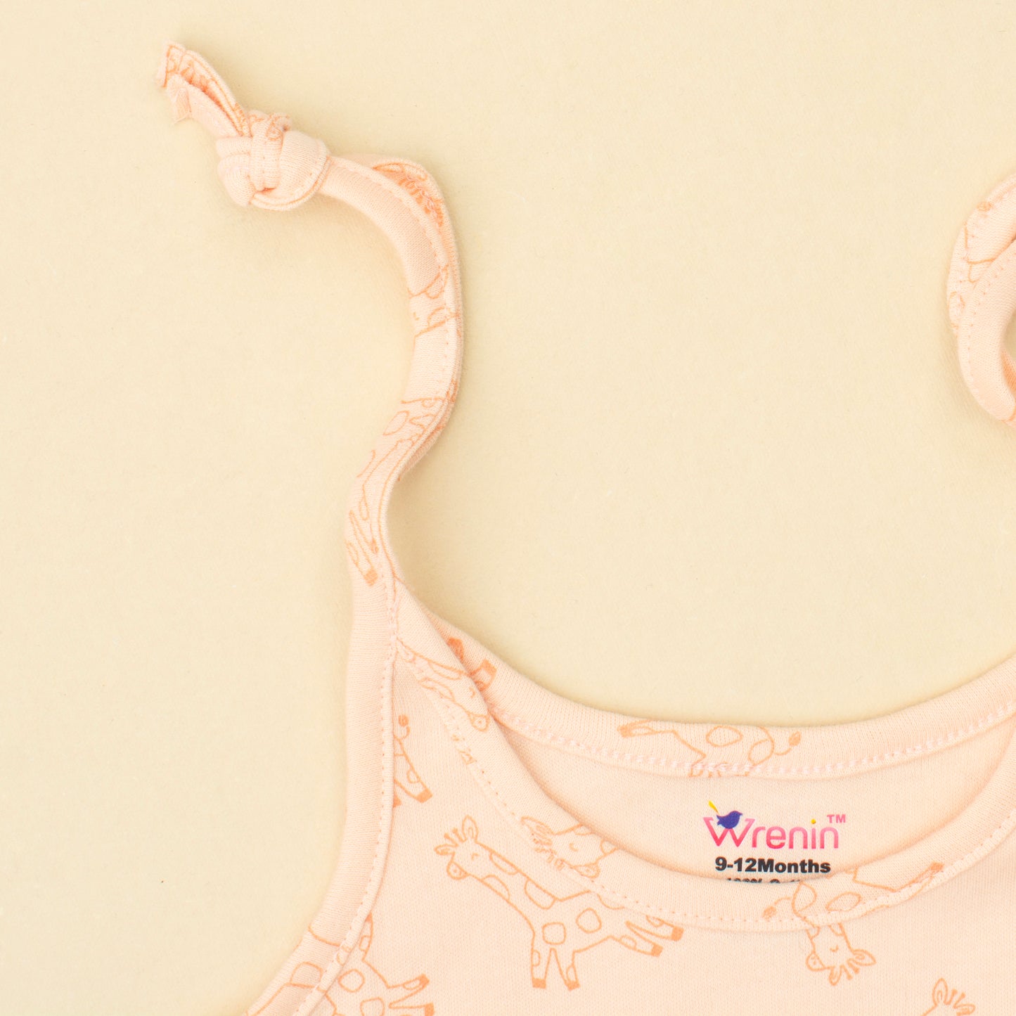 Jabla Frill - Peachy giraffee safari