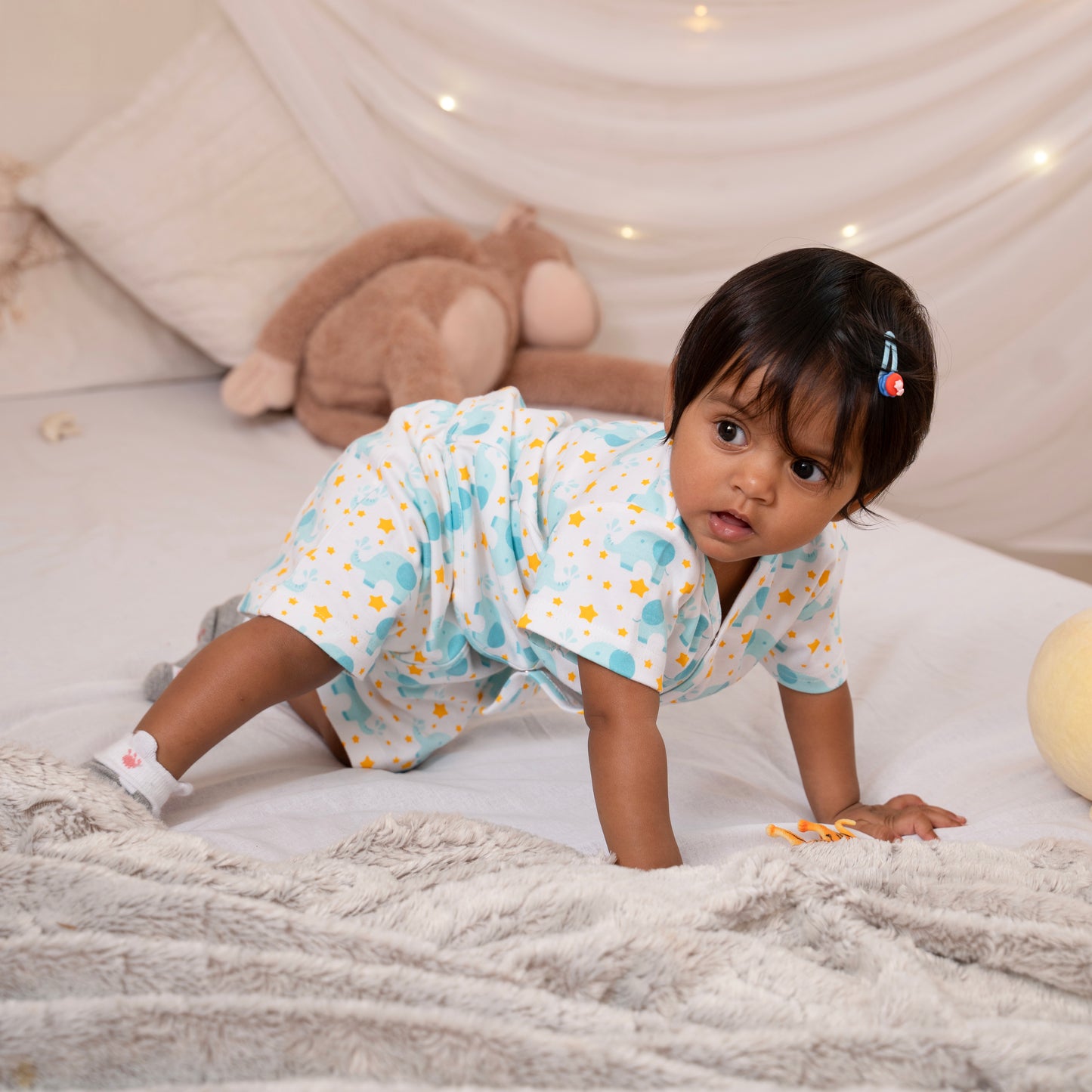Jabla Set Sleeve - Twinkle Trunk Tales