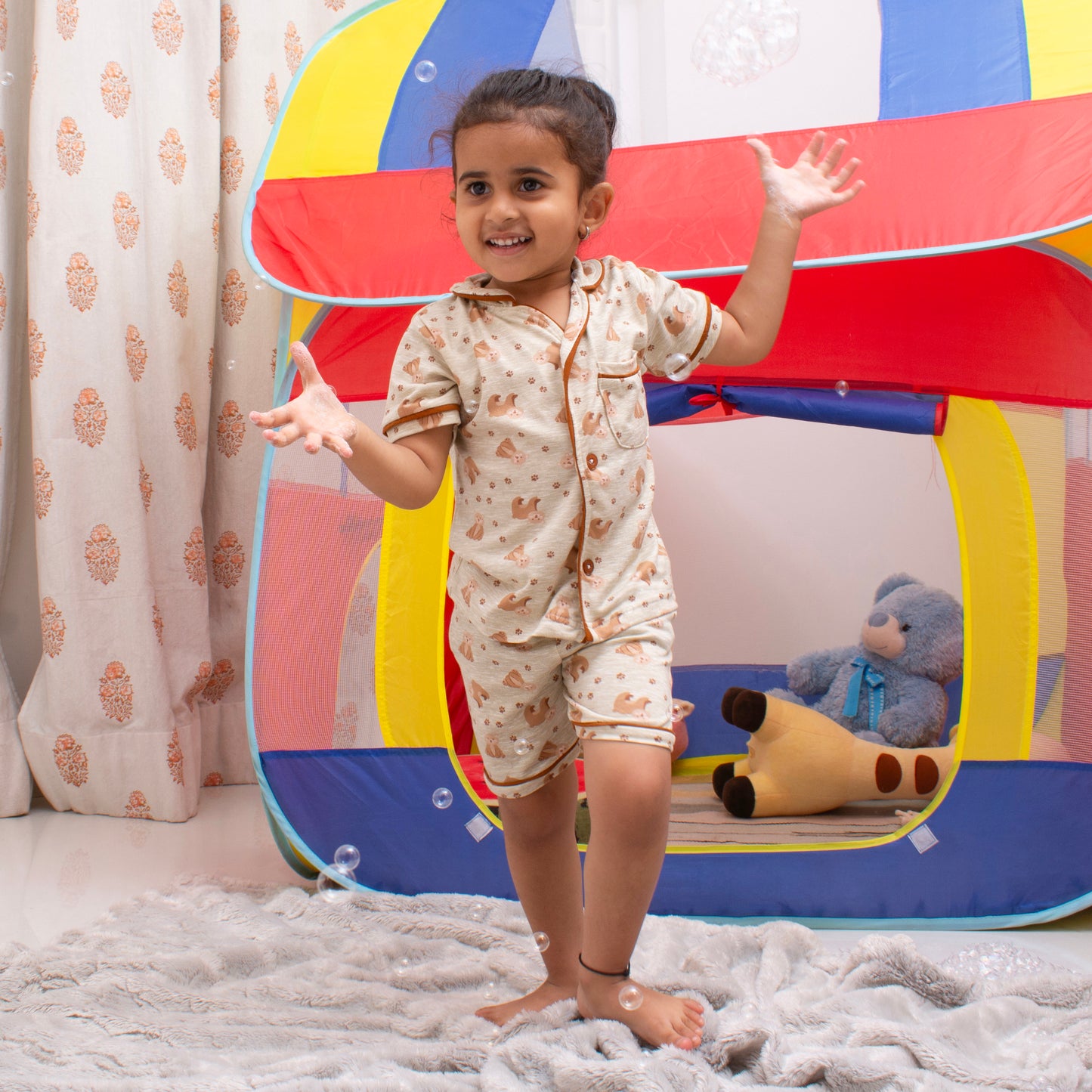 KIDS NIGHT SUITS TOP & SHORTS - SOMNIUM BEARIS CLOAK