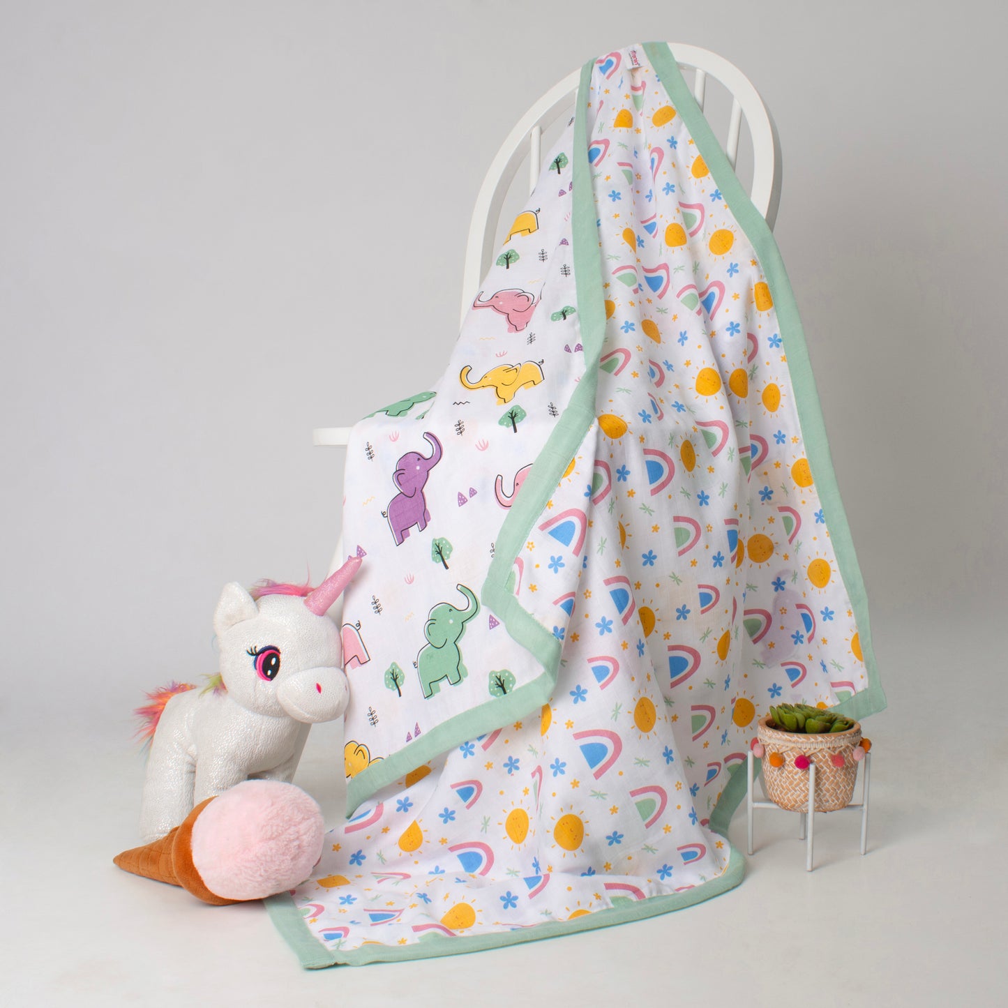 Muslin Two Sided Border Blanket - Daisy & Sunshine Delight & Happy Tuskers