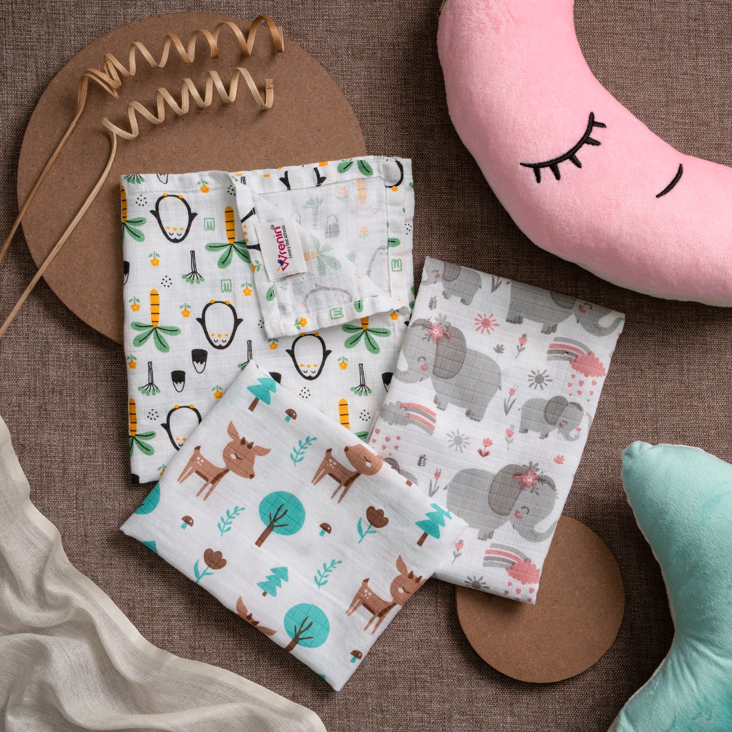 COMBO SAVER  |WIPES|GOTS CERTIFIED |PACK OF 3|RANDOM PRINTS